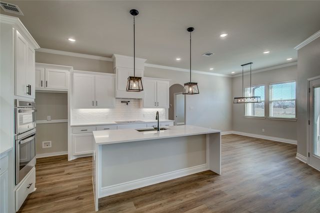 3595 Meadow View Lane, Greenville, TX 75402