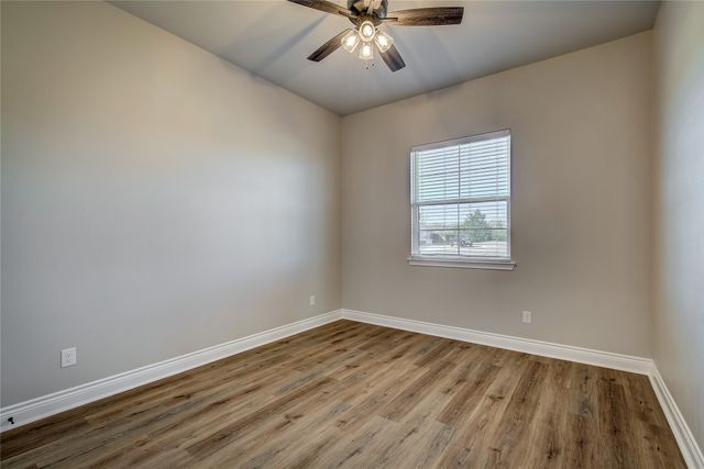 3595 Meadow View Lane, Greenville, TX 75402