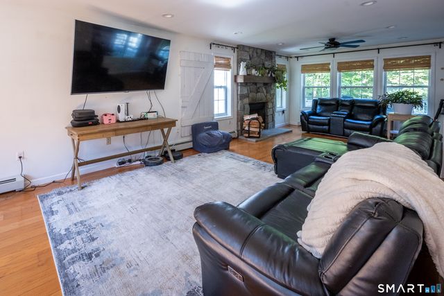2 Quail Hollow Court, Beacon Falls, CT 06403