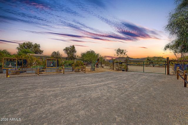 32510 N 165TH Avenue, Surprise, AZ 85387