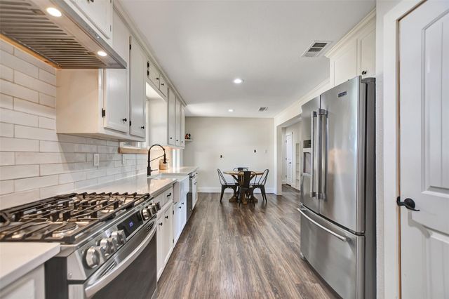 8542 Sloan Road, Midway, TX 75852