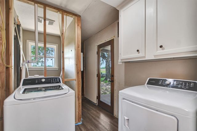 8542 Sloan Road, Midway, TX 75852