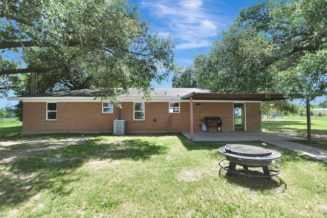8542 Sloan Road, Midway, TX 75852