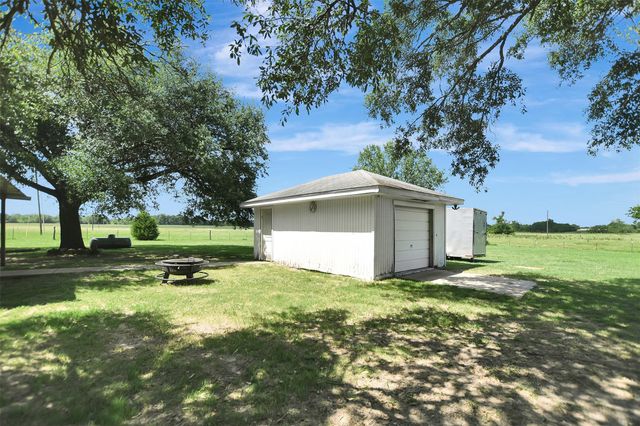 8542 Sloan Road, Midway, TX 75852