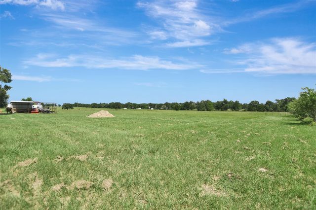 8542 Sloan Road, Midway, TX 75852
