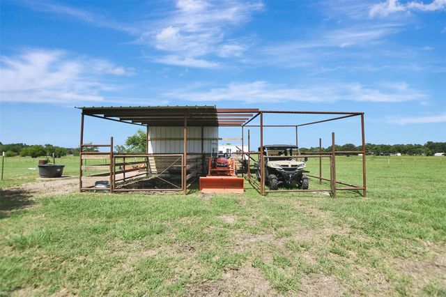8542 Sloan Road, Midway, TX 75852