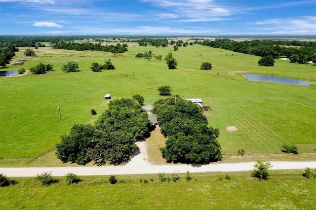 8542 Sloan Road, Midway, TX 75852