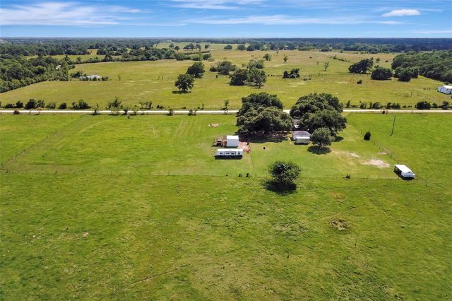 8542 Sloan Road, Midway, TX 75852