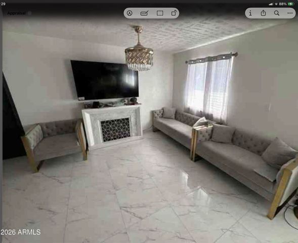 8830 W GLENROSA Avenue, Phoenix, AZ 85037