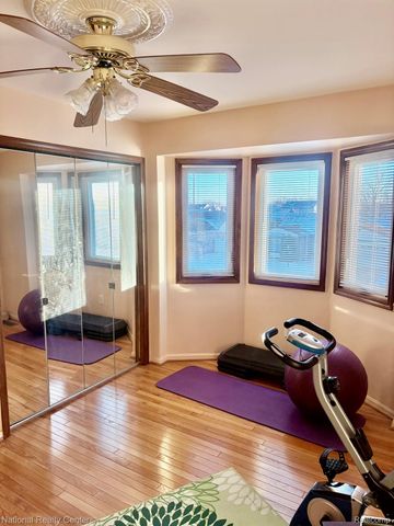 17400 Timothy Drive, Southgate, MI 48195