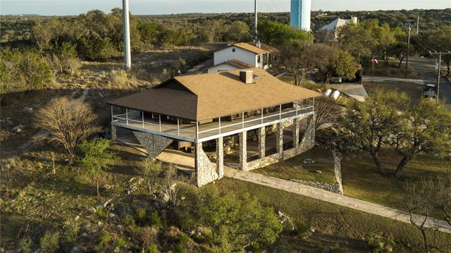 200 Kings Way, Cottonwood Shores, TX 78657