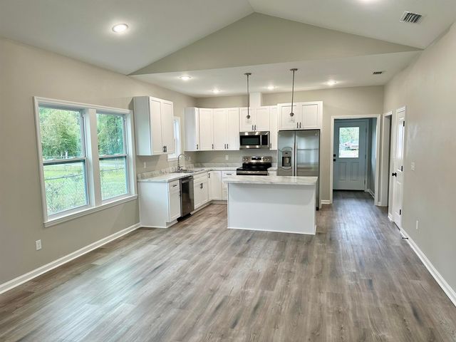 60 NELSON Road, Crawfordville, FL 32327