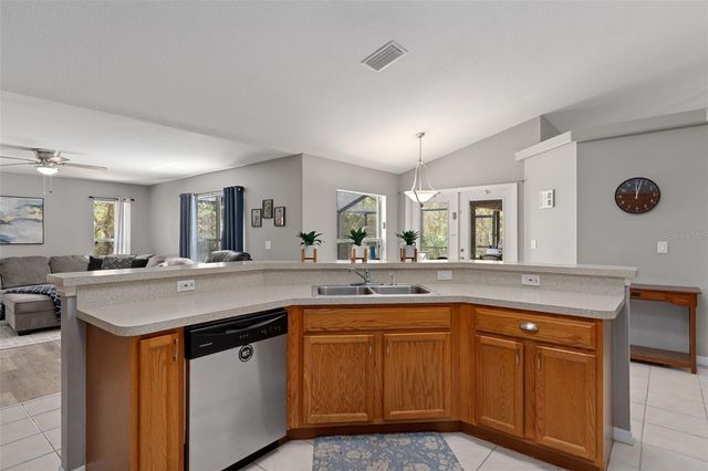 35 CHERRYPALM COURT, Homosassa, FL 34446