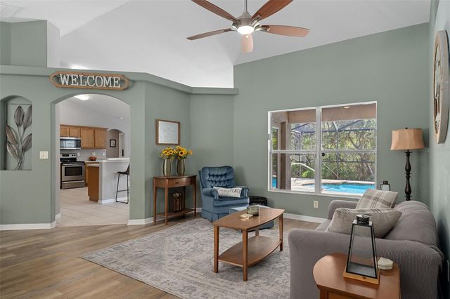 35 CHERRYPALM COURT, Homosassa, FL 34446