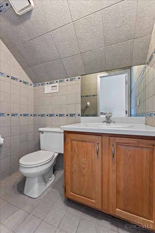 3559 Kroger Avenue, Cincinnati, OH 45226