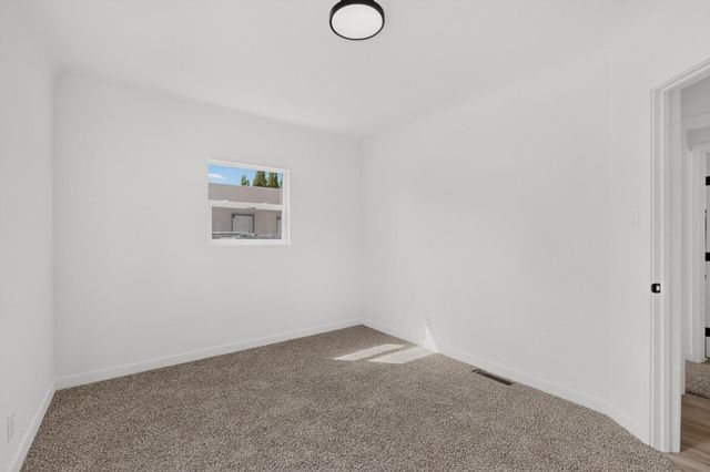 2639 Washington Street NE, Albuquerque, NM 87110