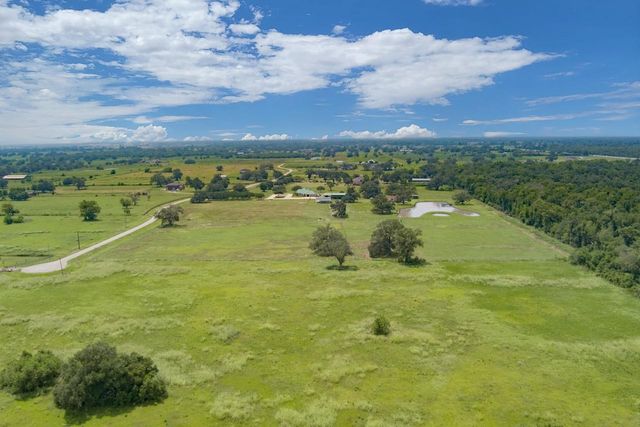 2310 Majestic Oaks Court, Rosharon, TX 77583