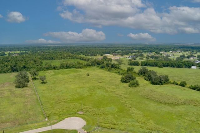 2310 Majestic Oaks Court, Rosharon, TX 77583