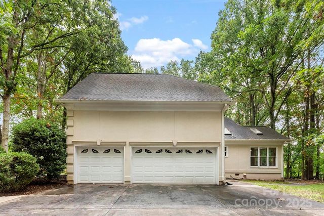 4200 Old Course Drive, Charlotte, NC 28277