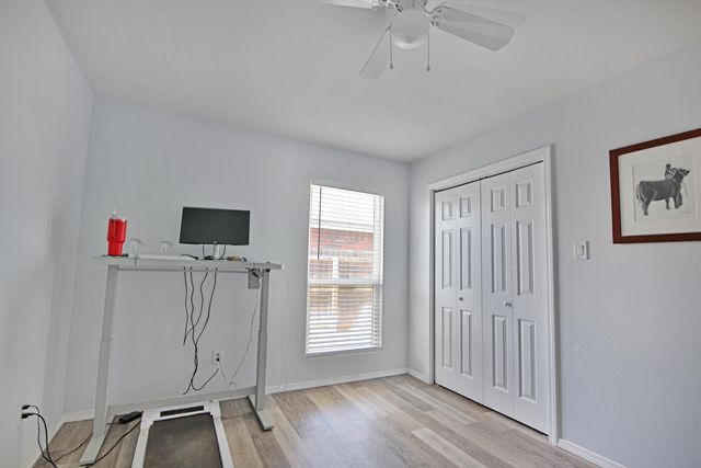 8411 10th Place, Lubbock, TX 79416
