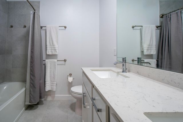 560 Veridian Circle NW, Palm Bay, FL 32907