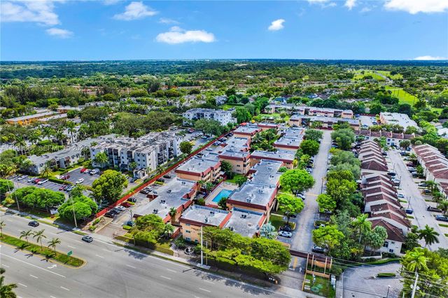 9956 SW 88th St 128-1, Miami, FL 33176