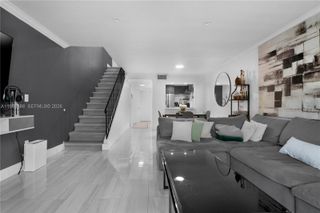 9956 SW 88th St 128-1, Miami, FL 33176