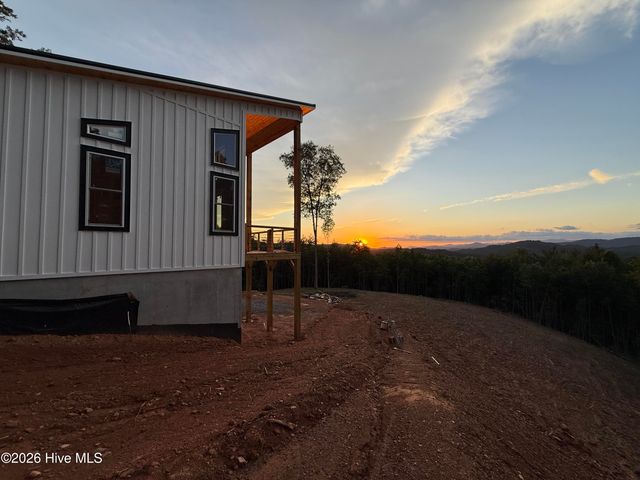 1280 Poor House Mountain Trail, Murphy, NC 28906