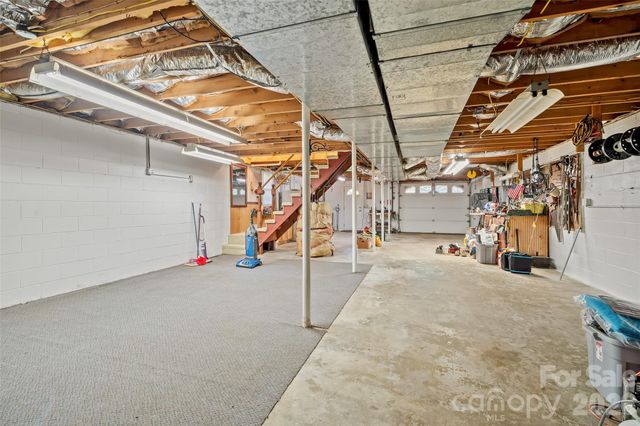 54 Terrace Drive, Weaverville, NC 28787