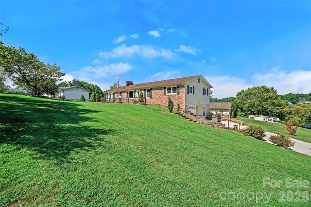 54 Terrace Drive, Weaverville, NC 28787
