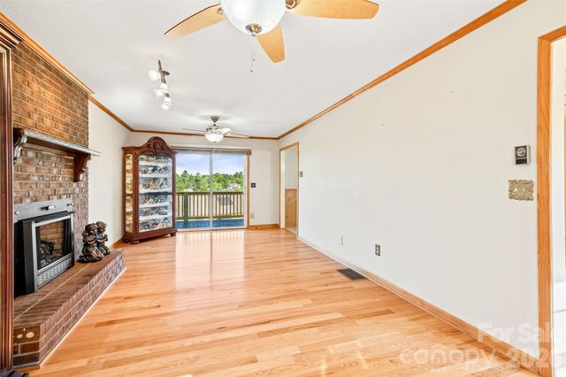 54 Terrace Drive, Weaverville, NC 28787