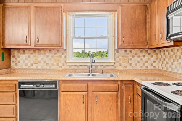 54 Terrace Drive, Weaverville, NC 28787