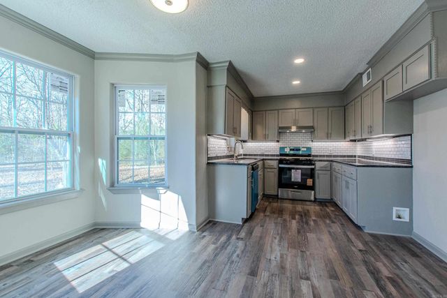 114 John Shelton Rd, Jacksonville, AR 72076