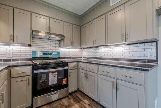 114 John Shelton Rd, Jacksonville, AR 72076