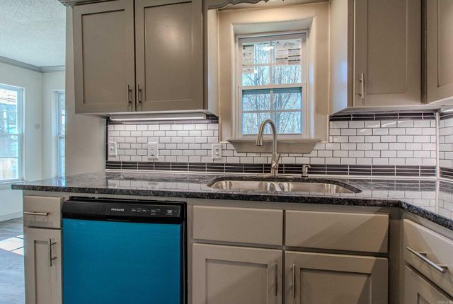 114 John Shelton Rd, Jacksonville, AR 72076