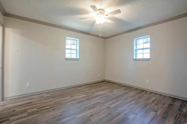 114 John Shelton Rd, Jacksonville, AR 72076