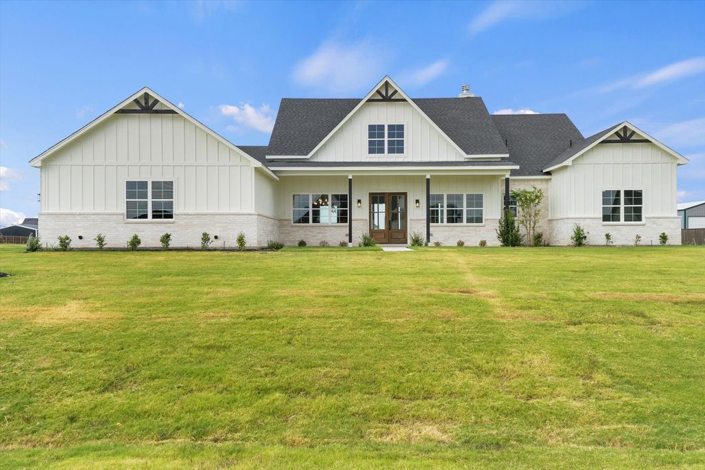 10641 Rye Bread Lane, Venus, TX 76084