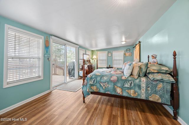 121 Bogue Forest Court, Newport, NC 28570