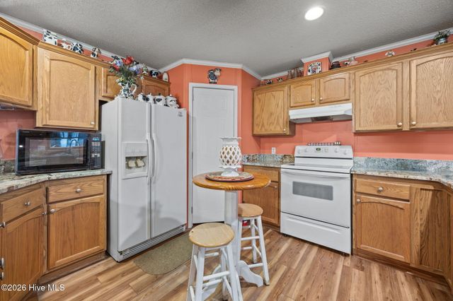 121 Bogue Forest Court, Newport, NC 28570