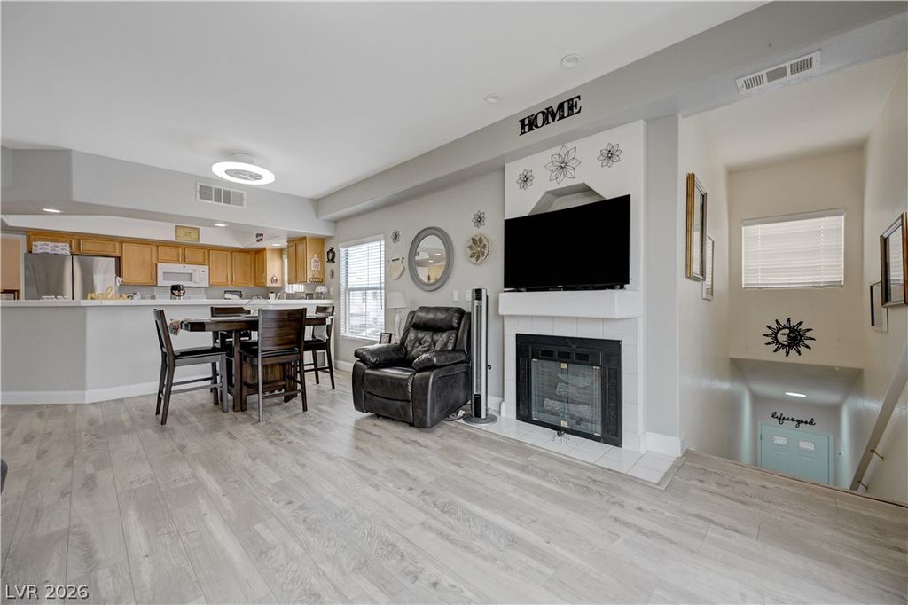3604 Lisandro Street 201, Las Vegas, NV 89108 — photo 5