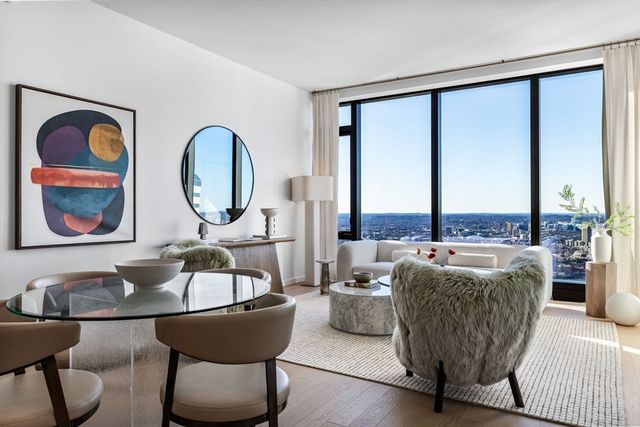 682 Atlantic Ave 39D, Boston, MA 02111
