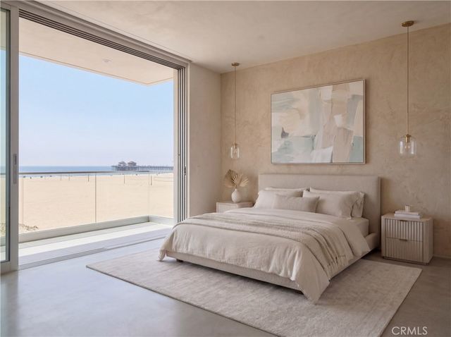 306 E Oceanfront, Newport Beach, CA 92661