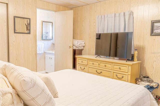 4603 NEWCOMB AVENUE, Zephyrhills, FL 33541