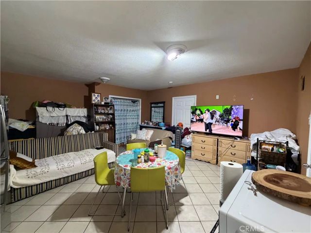 3358 Grandview, Jurupa Valley, CA 92509