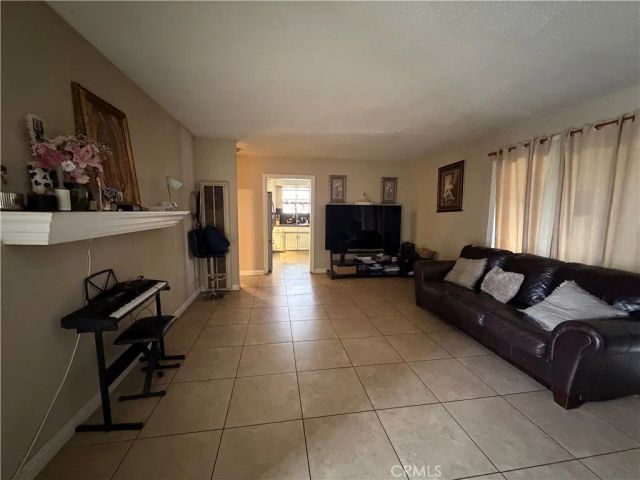 3358 Grandview, Jurupa Valley, CA 92509