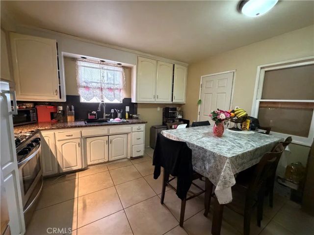 3358 Grandview, Jurupa Valley, CA 92509