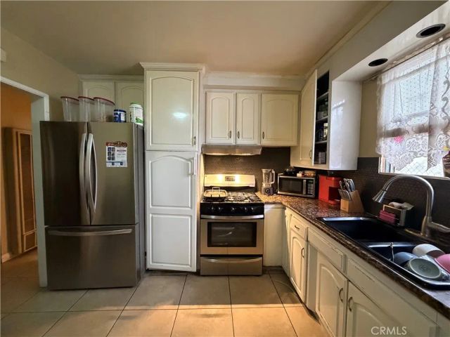 3358 Grandview, Jurupa Valley, CA 92509
