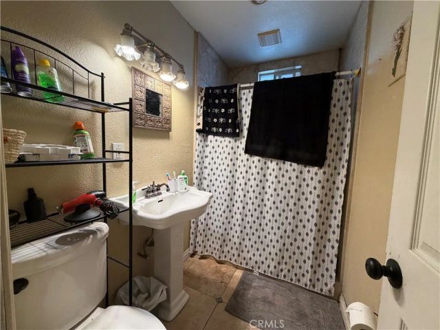 3358 Grandview, Jurupa Valley, CA 92509