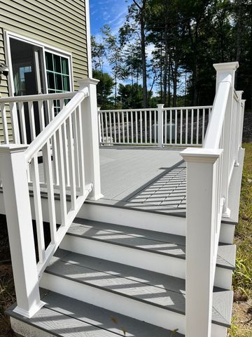 90 Howland Rd, Lakeville, MA 02347