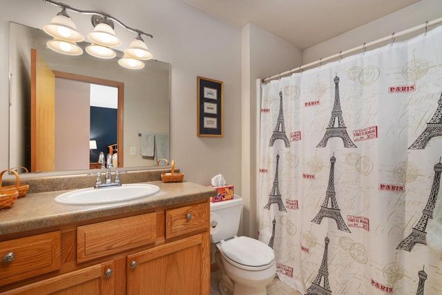 5136 Brandenburg Way, Madison, WI 53718